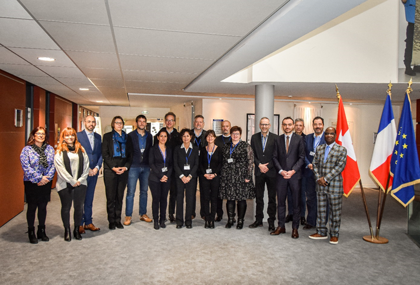 Schweizer Delegation zu Besuch bei ENAP in Frankreich