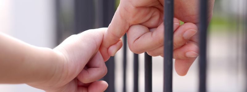 Tagung zu Kindern von inhaftierten Eltern